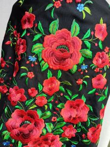 Mantón sarga Rosas Rojo/Verde vivo